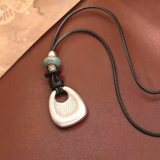 Minimal Matte Silver Pendant Necklace for Women