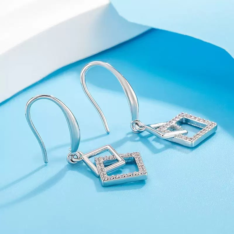 Openwork Diamond Shape Earrings in Mixed Materials