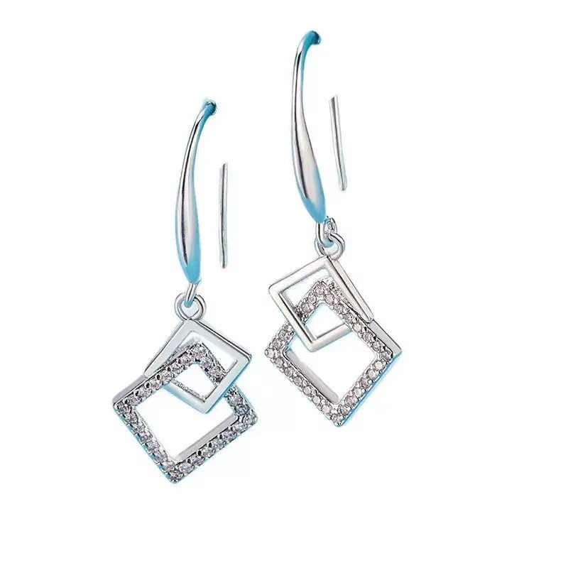 Openwork Diamond Shape Earrings in Mixed Materials